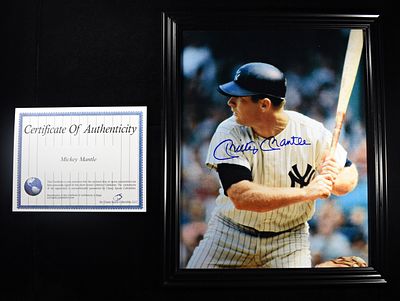 MICKEY MANTLE SIGNED PHOTO 8X10 FRAMED W/COA. (ALL AUTOGRAPHED ITEMS SOLD AS IS. THERE ARE NO 