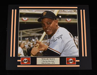 WILLIE MAYS SIGNED PHOTO 8X10 MATTED W/COA. (ALL AUTOGRAPHED ITEMS SOLD AS IS. THERE ARE NO 