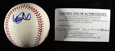 2009 ICHIRO SIGNED BASEBALL W/COA. (ALL AUTOGRAPHED ITEMS SOLD AS IS. THERE ARE NO GUARANTEES ON 
