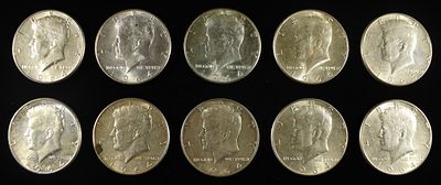 (10) 90% SILVER KENNEDY HALF DOLLARS. LEADERS IN ON-LINE AUCTIONS ESTIMATE $430 - $480.