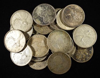 $5 80% SILVER CANADIAN QUARTERS. TOP RATED AUCTION HOUSE ESTIMATE $260 - $310.