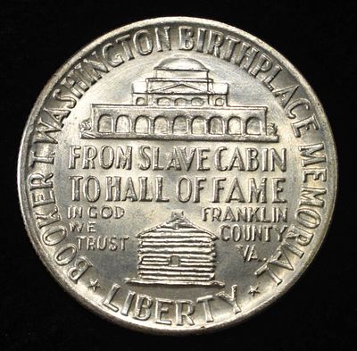1946 50C COMMEM BROOKER T. WASHINGTON. LEADERS IN ON-LINE AUCTIONS ESTIMATE $60 - $80.