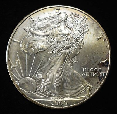 2000 AMERICAN SILVER EAGLE. LEADERS IN ON-LINE AUCTIONS ESTIMATE $110 - $160.