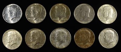 (10) 90% SILVER KENNEDY HALF DOLLARS. WEEKLY COIN & CURRENCY AUCTIONS ESTIMATE $430 - $480.