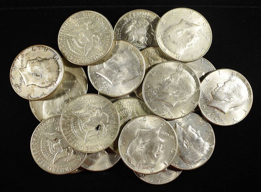 (20) 40% SILVER KENNEDY HALF DOLLARS. WEEKLY COIN & CURRENCY AUCTIONS ESTIMATE $450 - $500.
