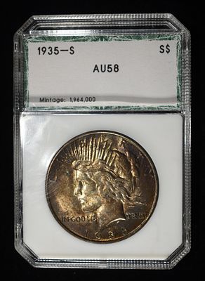 1935-S PEACE DOLLAR AU/BU. WEEKLY COIN & CURRENCY AUCTIONS ESTIMATE $200 - $250.