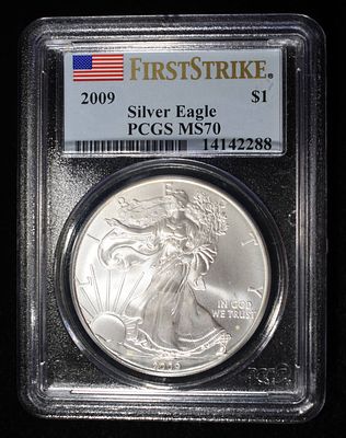 2009 AMERICAN SILVER EAGLE PCGS MS70. TOP RATED AUCTION HOUSE ESTIMATE $140 - $190.