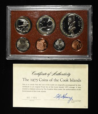 1975 COOK ISLAND PROOF SET. WEEKLY COIN & CURRENCY AUCTIONS ESTIMATE $75 - $100.