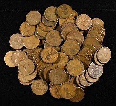 (84)D&S WHEAT CENTS FROM THE 20'S. TOP RATED AUCTION HOUSE ESTIMATE $120 - $140.