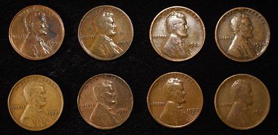 8 NICE EARLY SEMIKEY WHEAT CENTS. (2) 26-D, (2) 32-P, 32-D, 33-P & (2) 33-D ESTIMATE $60 - $80.
