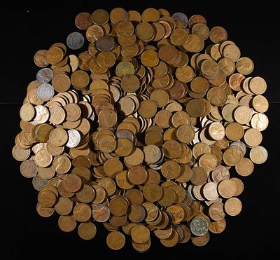 (500) 40'S & 50'S WHEAT CENTS. TOP RATED AUCTION HOUSE ESTIMATE $90 - $130.