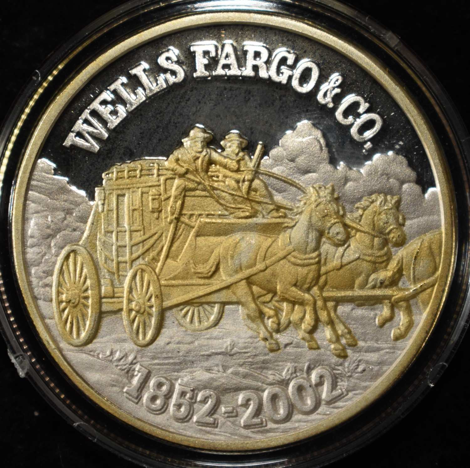 WELLS FARGO .999 SILVER ROUND W/24K GOLD PLATE