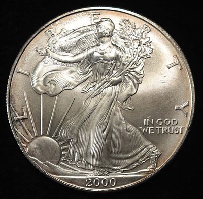 2000 AMERICAN SILVER EAGLE. CHECK OUT OUR UPCOMING AUCTIONS ESTIMATE $110 - $160.