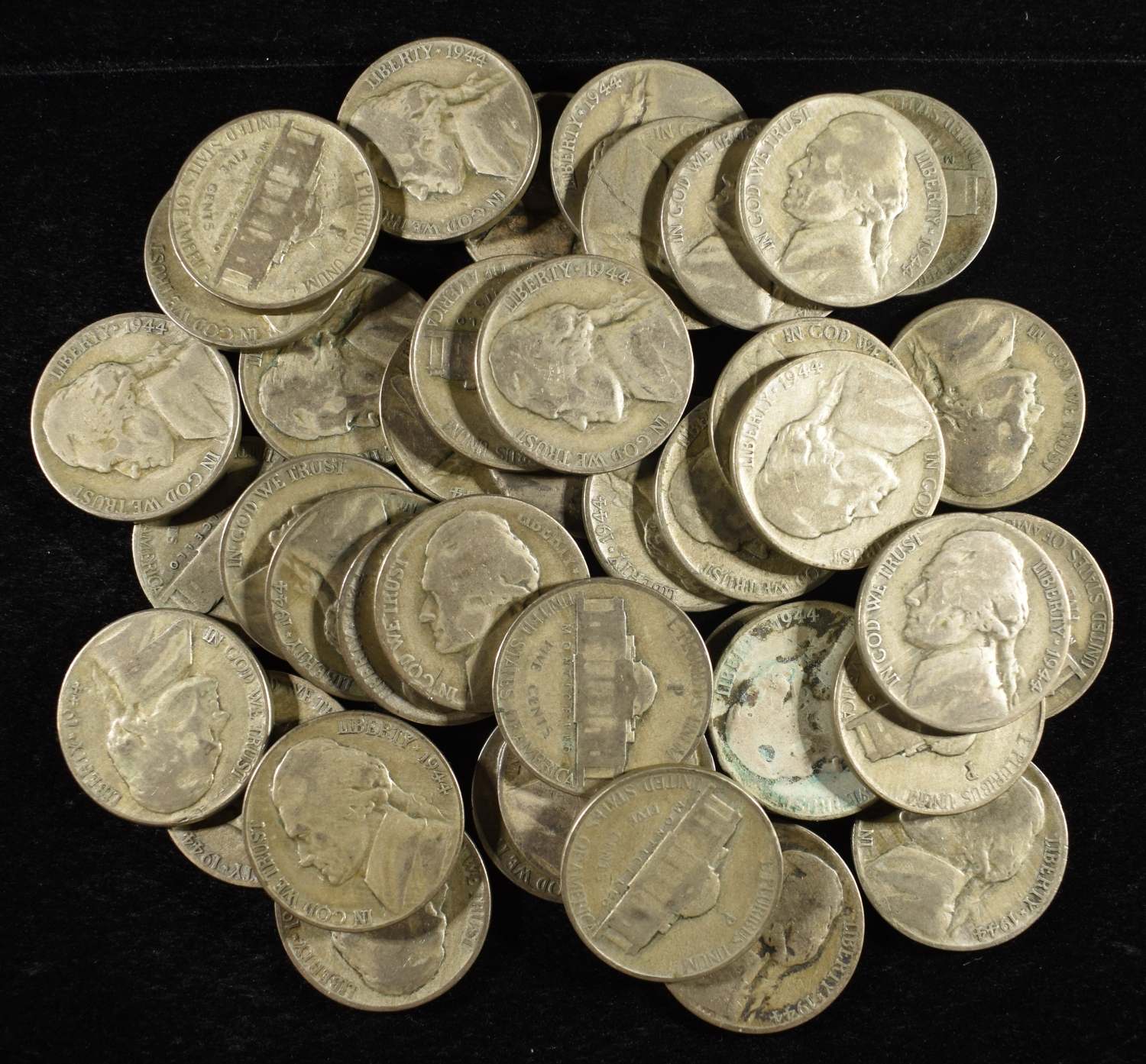 (40) WAR NICKELS
