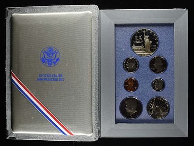 1986 PRESTIGE SET. BID WITH SILVER CITY AUCTIONS ESTIMATE $100 - $150.