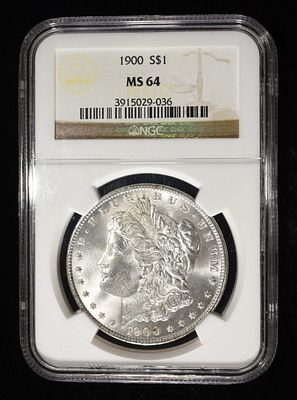 1900 MORGAN DOLLAR NGC MS-64. TOP RATED AUCTION HOUSE ESTIMATE $150 - $200.