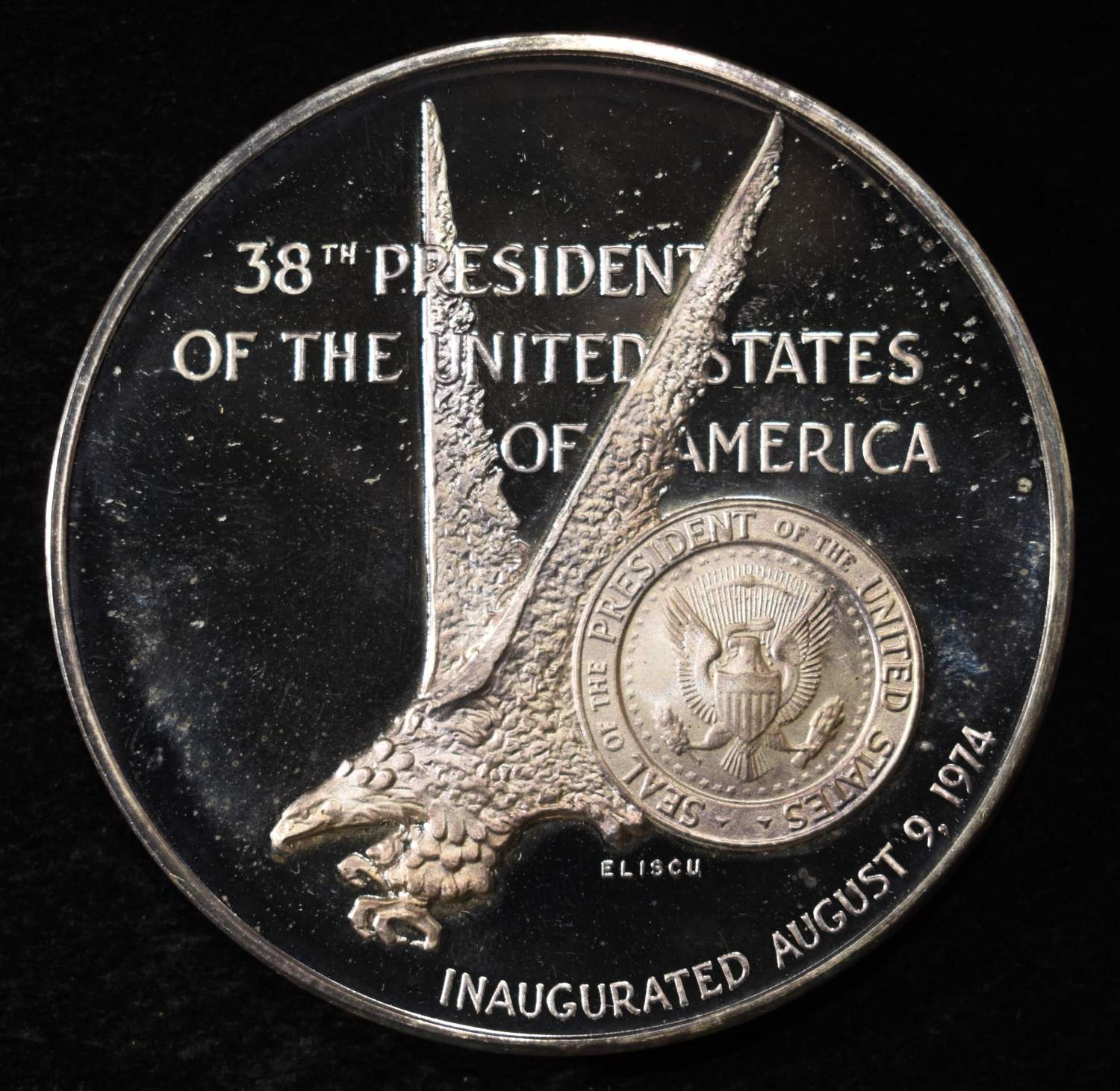 GERALD R. FORD 5 OZ .999 SILVER ROUND