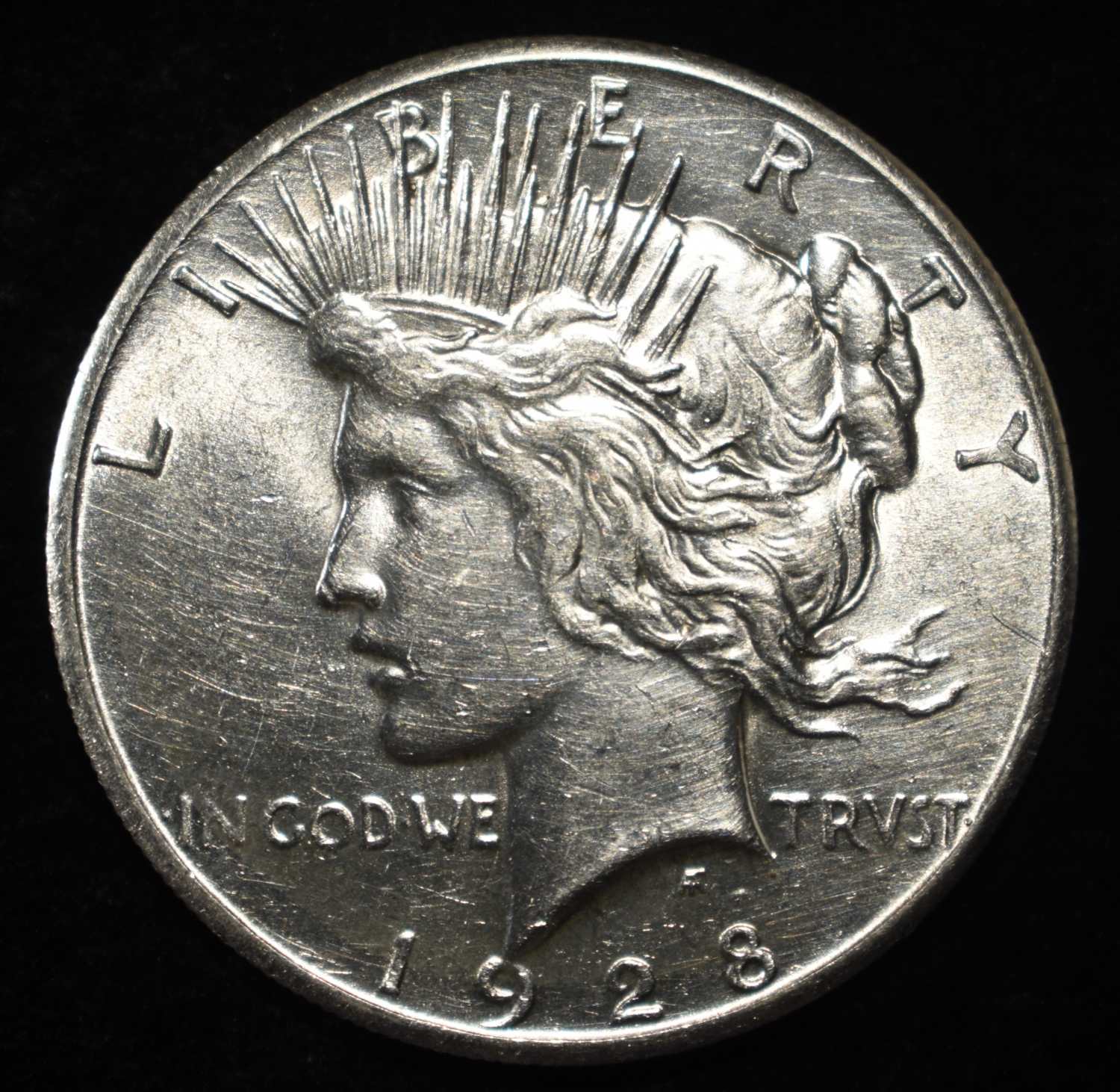 1928 PEACE DOLLAR BU CLEANED