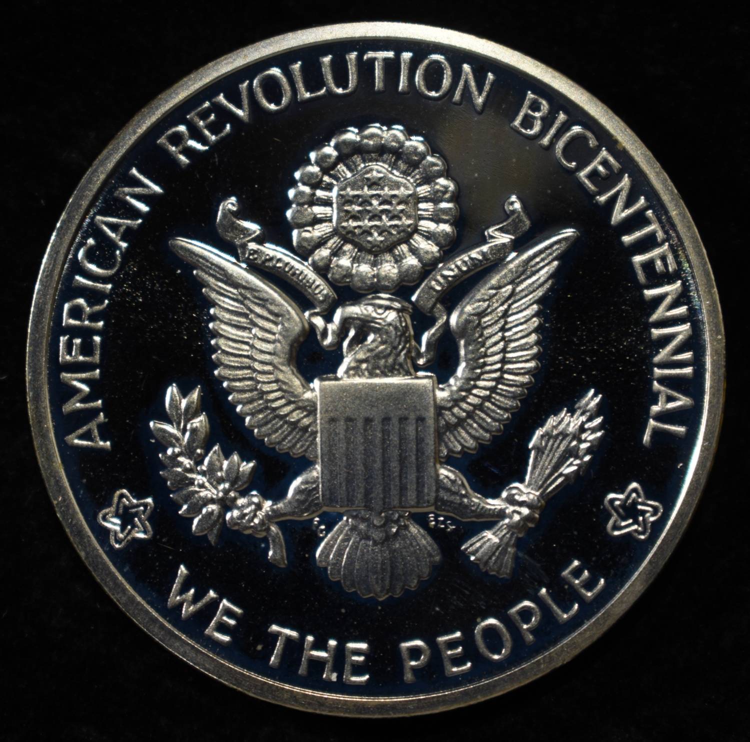 1976 AMERICAN REVOLUTION APPROX 1 OZ 92.5% SILVER