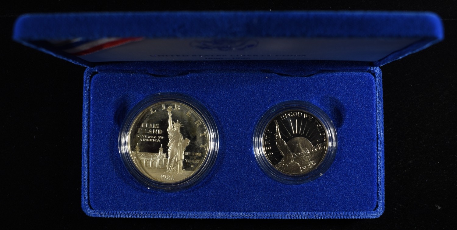 1987 COMMEM STATUE OF LIBERTY SET 2 COINS