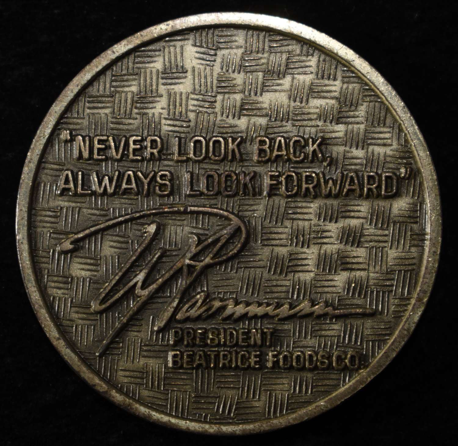 32ND ANNUAL PRESIDENTS APPROX 1 OZ 92.5% SILVER