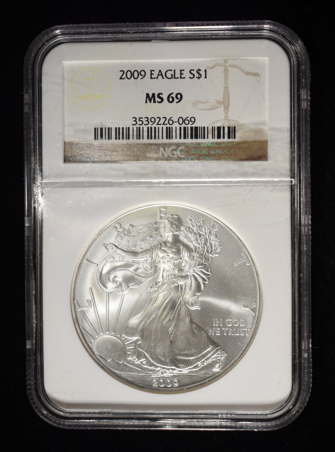 2009 AMERICAN SILVER EAGLE NGC MS69