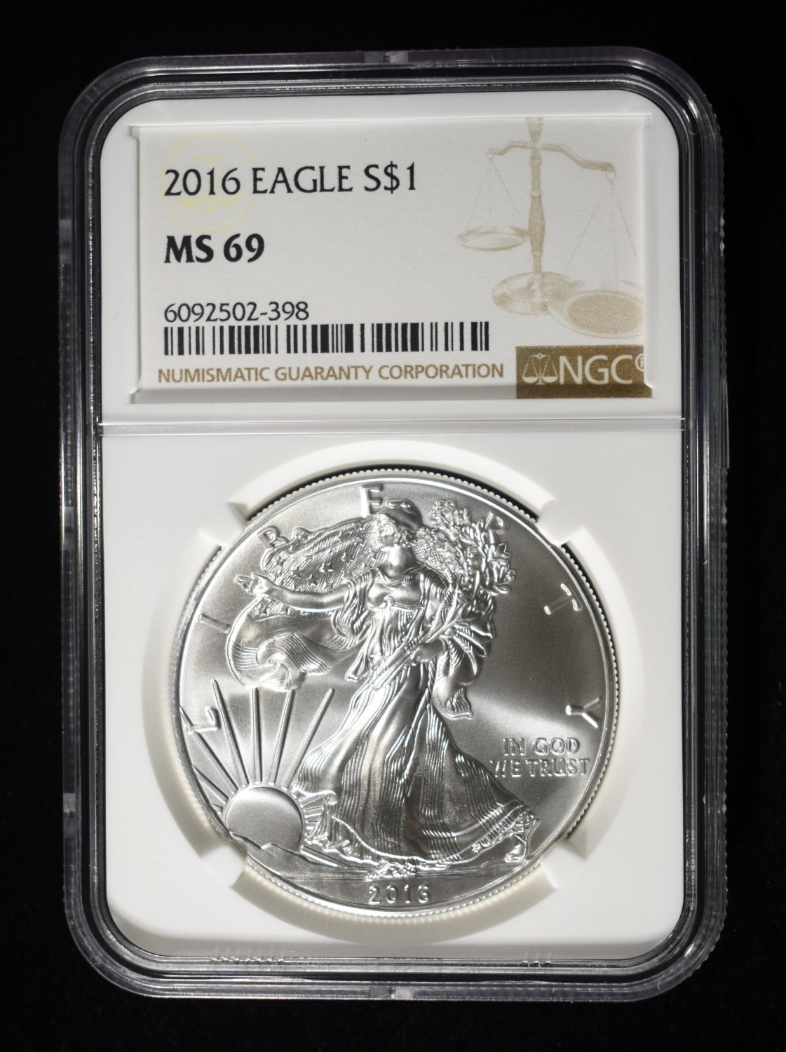 2016 AMERICAN SILVER EAGLE NGC MS69