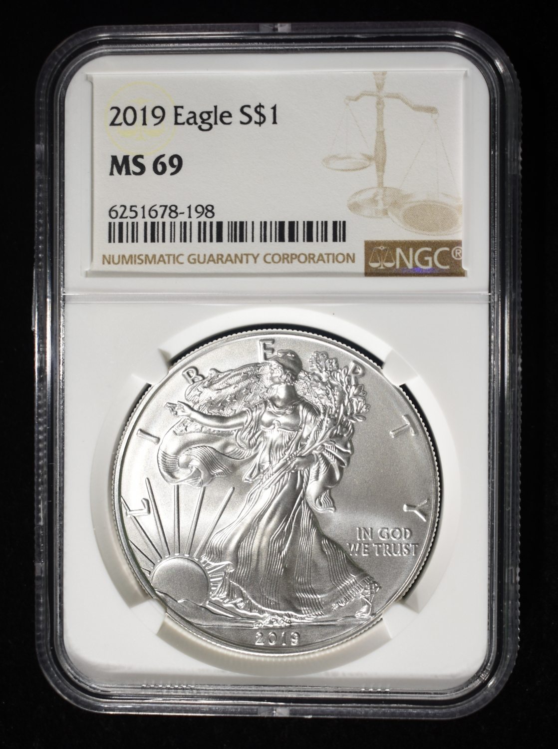 2019 AMERICAN SILVER EAGLE NGC MS69