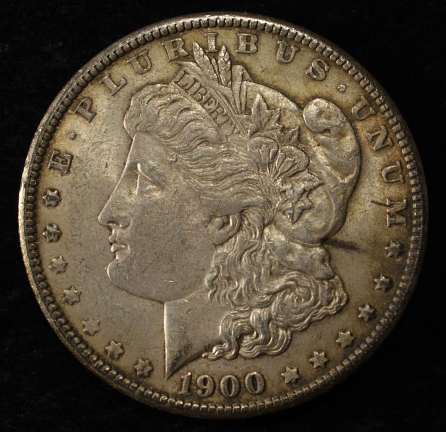 1900 MORGAN DOLLAR