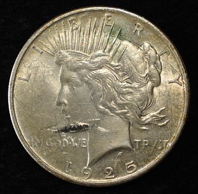 1925 PEACE DOLLAR. LEADERS IN ON-LINE AUCTIONS ESTIMATE $90 - $130.