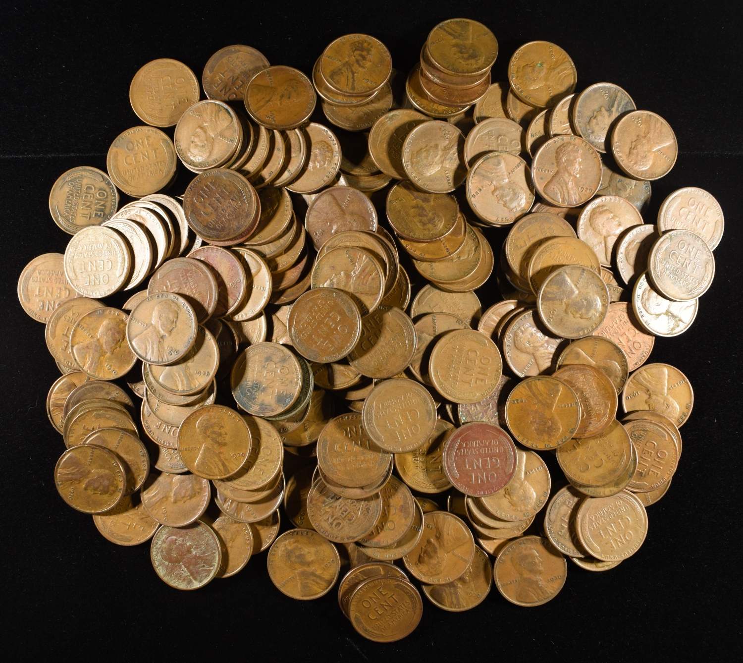 (200) 1930'S WHEAT CENTS
