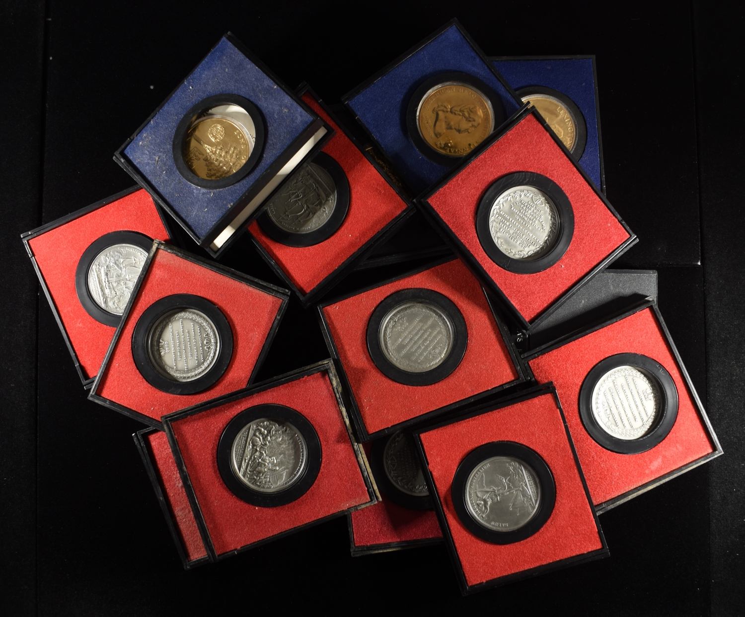 (15) AMERICA'S FIRST MEDALS