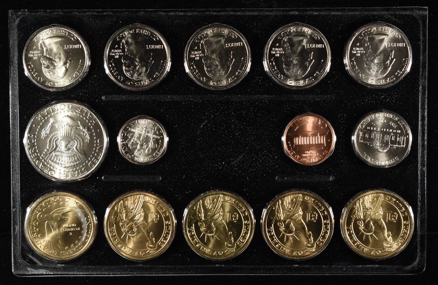 (3) 2008 MINT SETS