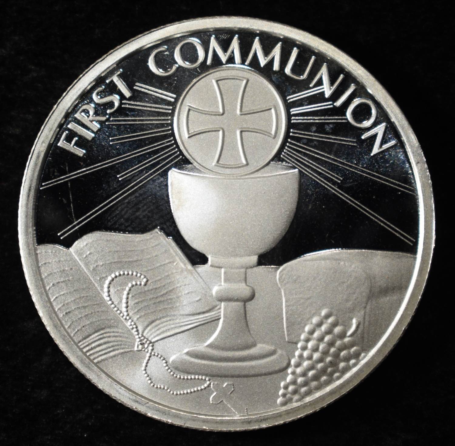 FIRST COMMUNION 1 OZ .999 SILVER ROUND