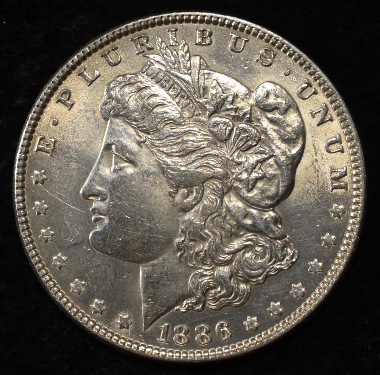 1886 MORGAN DOLLAR