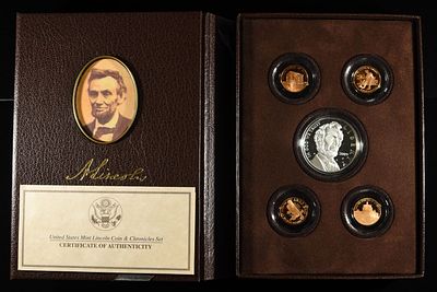 2009 LINCOLN COIN & CHRONICLES SET. TOP RATED AUCTION HOUSE ESTIMATE $150 - $200.
