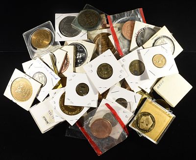 (50) MISC TOKEN LOT. LEADERS IN ON-LINE AUCTIONS ESTIMATE $100 - $150.