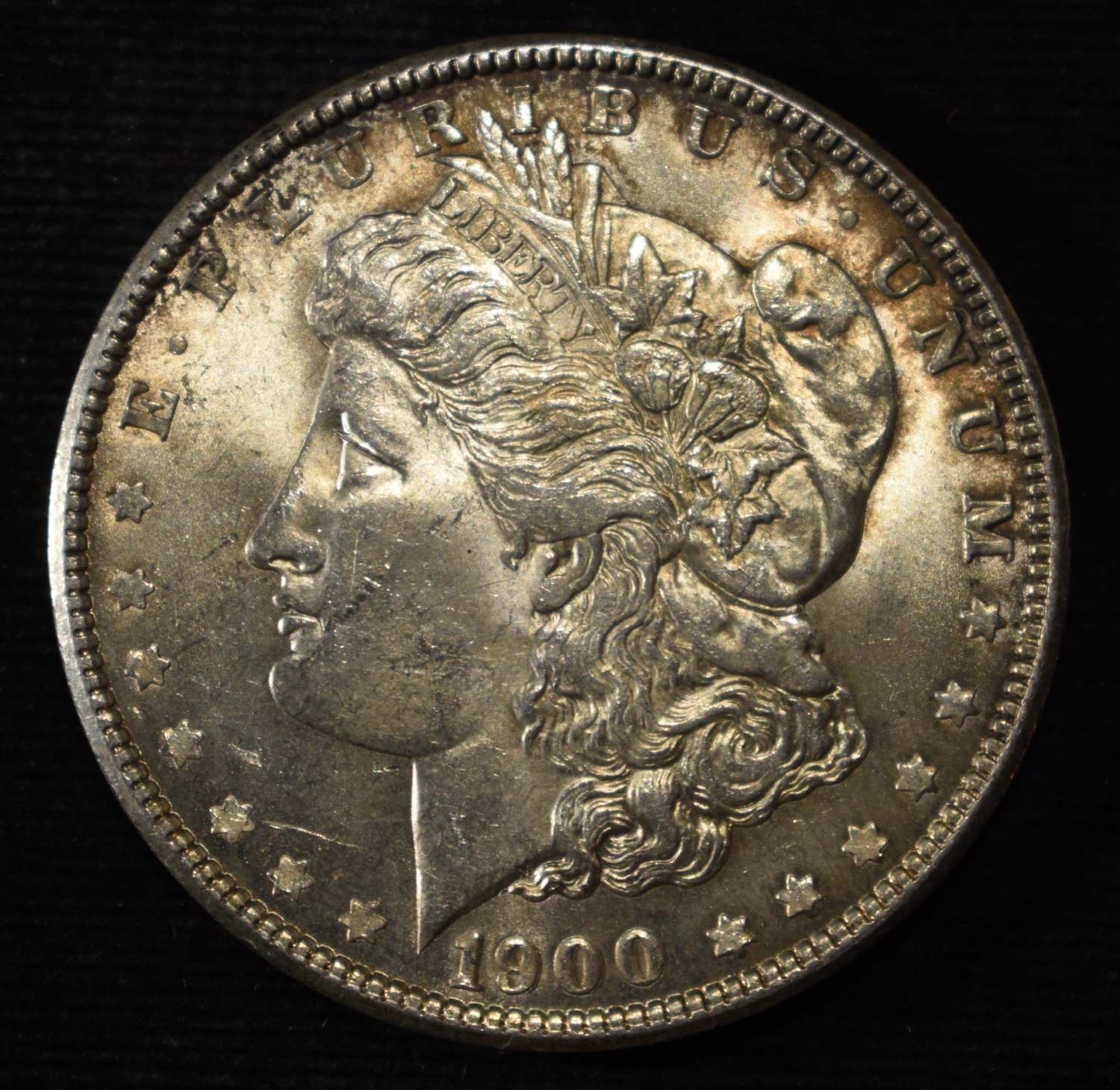 1900 MORGAN DOLLAR BU