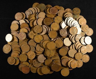 (250) WHEAT CENTS FROM THE 1930'S. ESTIMATE $100 - $120.