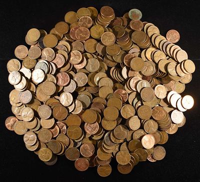 (500) 40'S & 50'S WHEAT CENTS. CHECK OUT OUR UPCOMING AUCTIONS ESTIMATE $90 - $130.