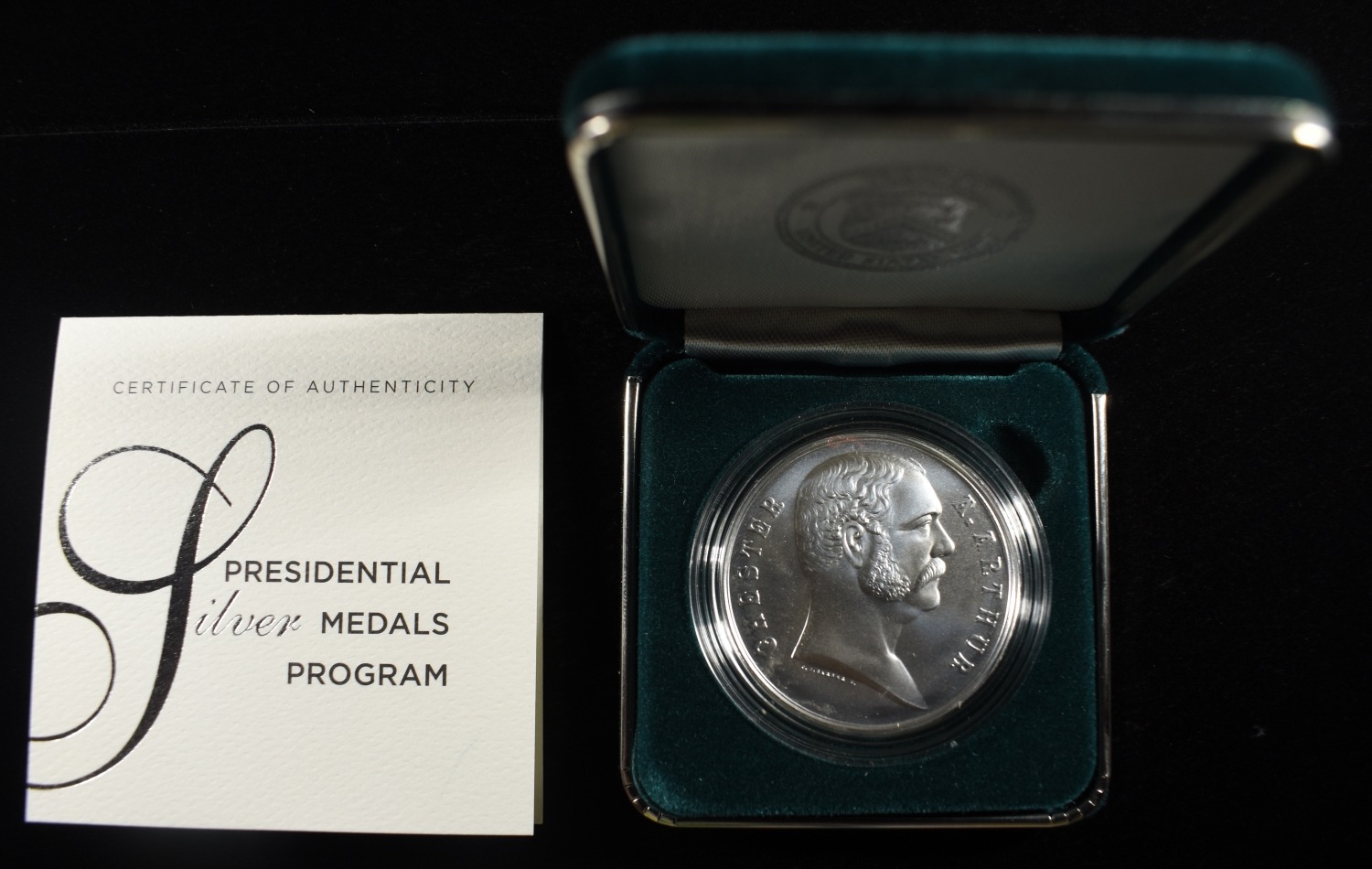 PRESIDENTIAL .999 SILVER MEDAL