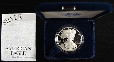 2000-P AMERICAN SILVER EAGLE PROOF. TOP RATED AUCTION HOUSE ESTIMATE $100 - $150.