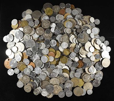 5 LB FOREIGN COINS NON- SILVER. CHECK OUT OUR UPCOMING AUCTIONS ESTIMATE $75 - $100.