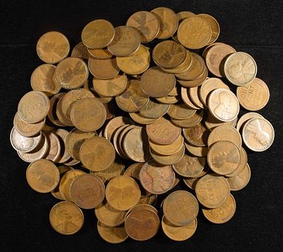 (103) WHEAT CENTS FROM THE TEENS. WEEKLY COIN & CURRENCY AUCTIONS ESTIMATE $120 - $150.