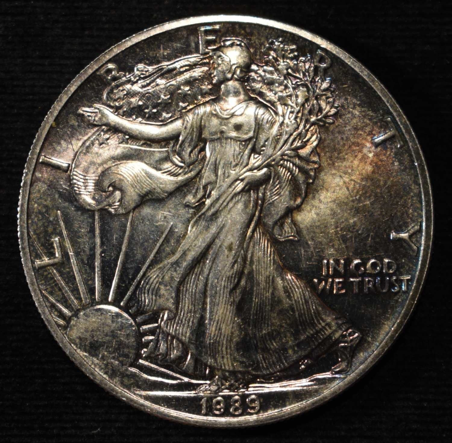 1989 AMERICAN SILVER EAGLE