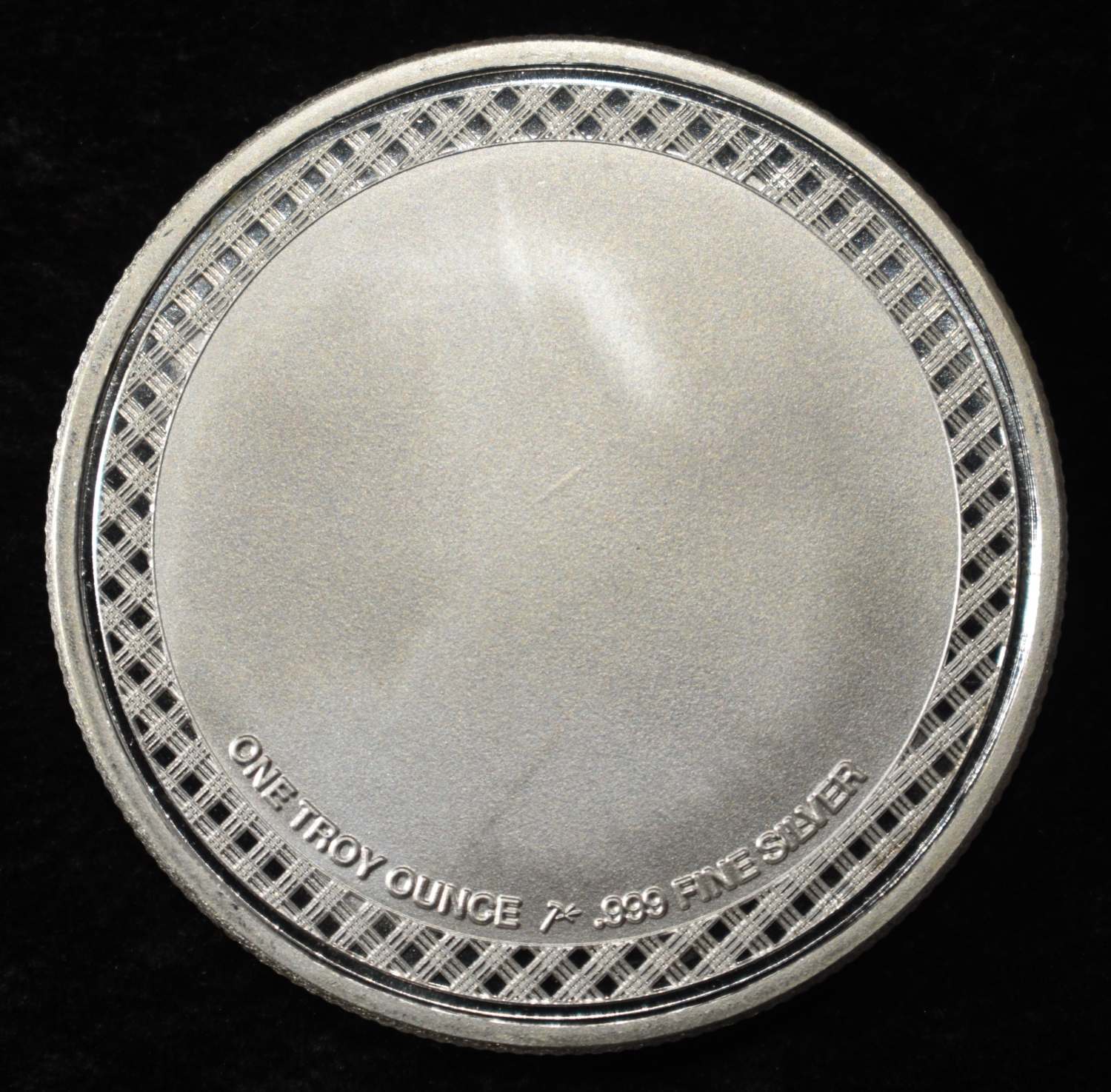 SOCCER 1 OZ .999 SILVER ROUND