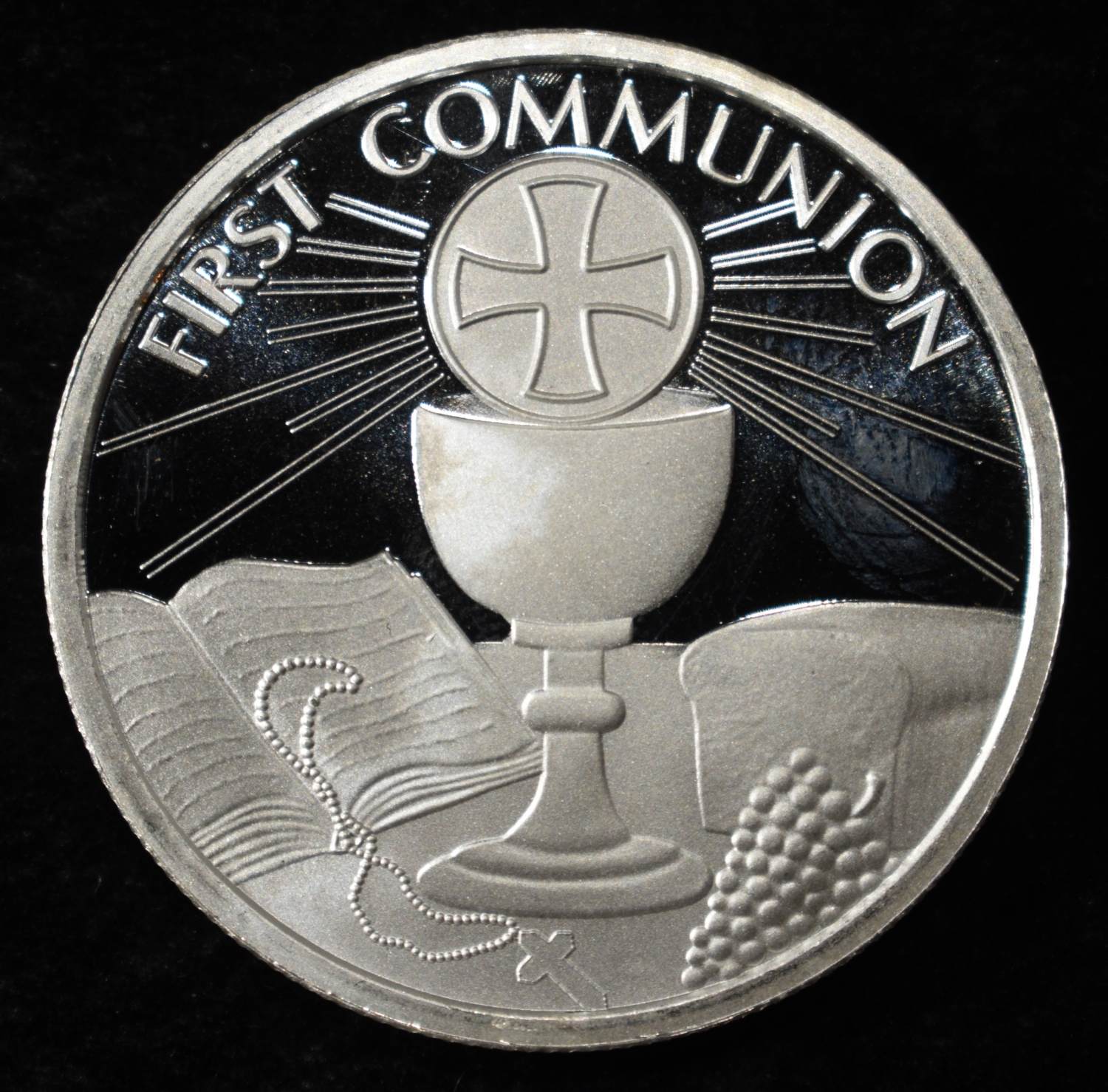 FIRST COMMUNION 1 OZ .999 SILVER ROUND