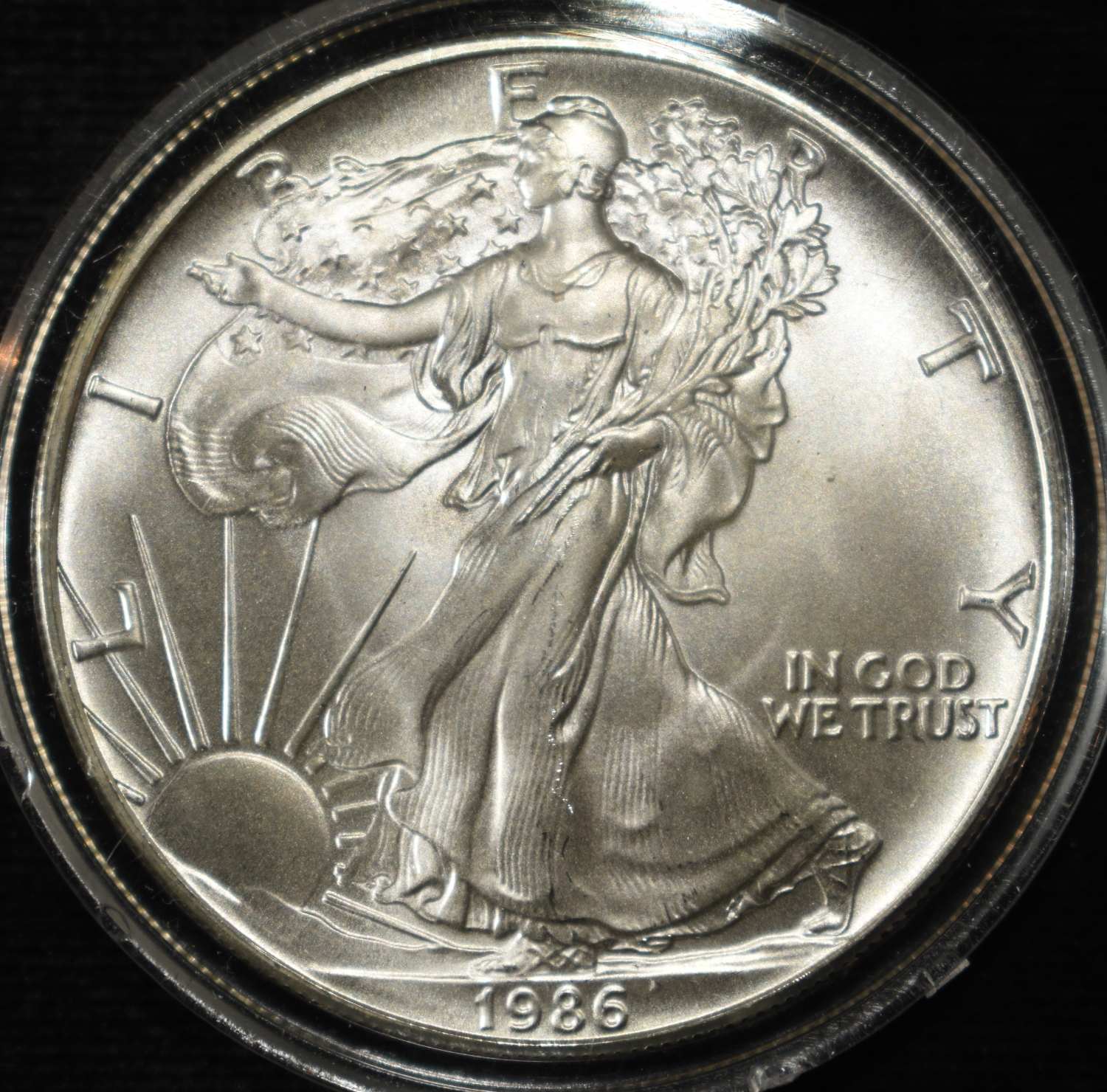 1986 AMERICAN SILVER EAGLE
