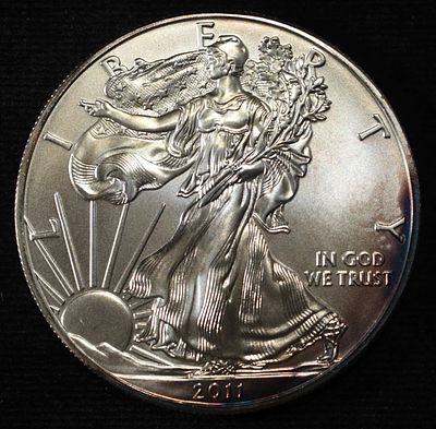 2011 AMERICAN SILVER EAGLE. TOP RATED AUCTION HOUSE ESTIMATE $90 - $130.