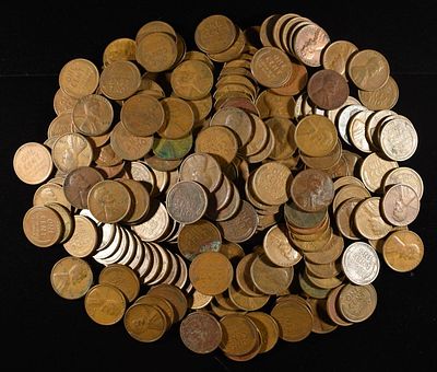 (200) 30'S WHEAT CENTS. WEEKLY COIN & CURRENCY AUCTIONS ESTIMATE $100 - $150.